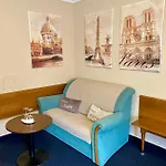 Hotel Zámecký Zlatý Orel 3*