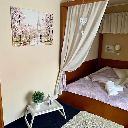 Hotell Zamecky Zlaty Orel 3*