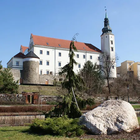 Zamecky Zlaty Orel Hotell