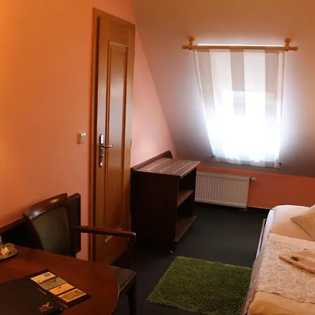 Hotell Zamecky Zlaty Orel Hranice (Olomouc)