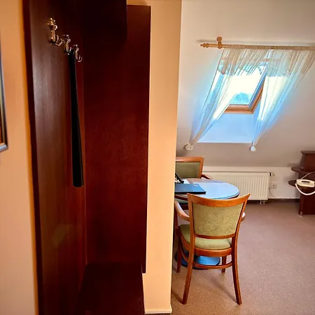 Zamecky Zlaty Orel Hotel 3*