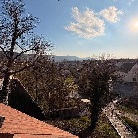 Zamecky Zlaty Orel فندق 3*