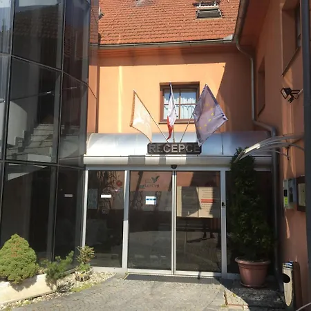 Zámecký Zlatý Orel 3* Hranice (Olomouc)