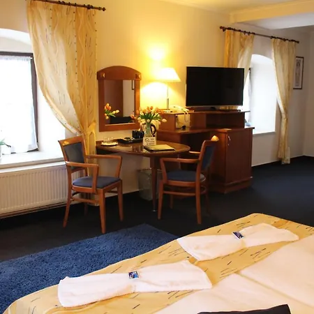Zamecky Zlaty Orel Hotell Hranice (Olomouc)