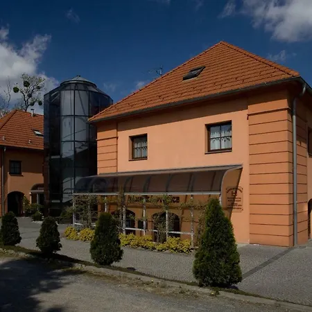 Hotel Zamecky Zlaty Orel Hranice (Olomouc)