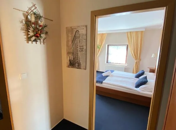 Zamecky Zlaty Orel 3*