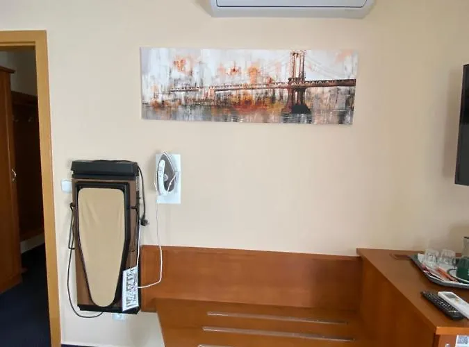 Zamecky Zlaty Orel 3*