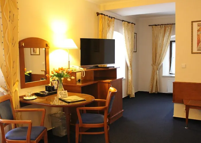 Hotel Zamecky Zlaty Orel 3*